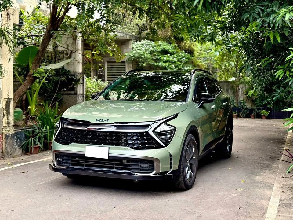Kia Sportage 2025 – Like New with 2300km